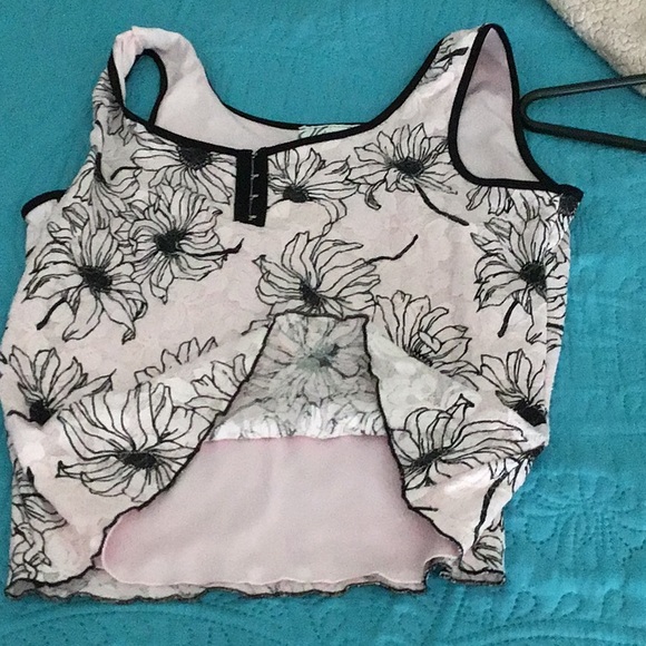 Top - Picture 10 of 10